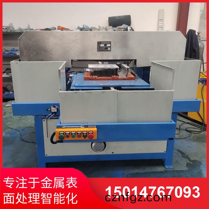 鋁材直(zhi)紋拉(la)絲(si)機(ji)生産供(gong)應